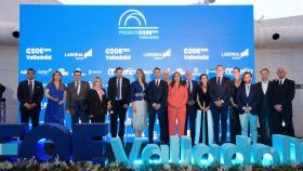 Premiados y autoridades en la gala de los premios CEOE Valladolid