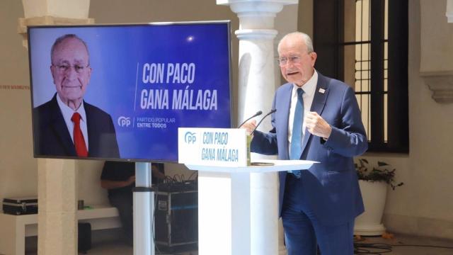 El alcalde y candidato del PP a la reelección, Francisco de la Torre, en un acto.