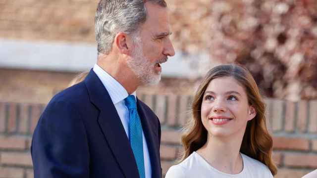 Felipe VI y su hija menor, la infanta Sofía, en los premios de la Fundación Princesa de Girona, en julio de 2022.