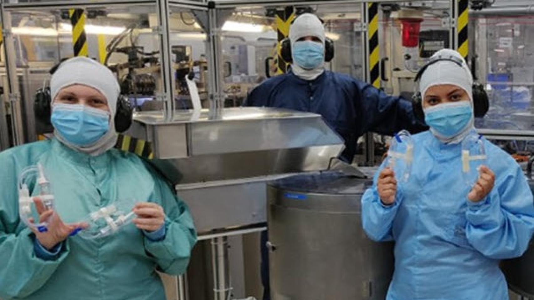 Baxter venderá su división biomédica a los fondos Warburg Pincus y