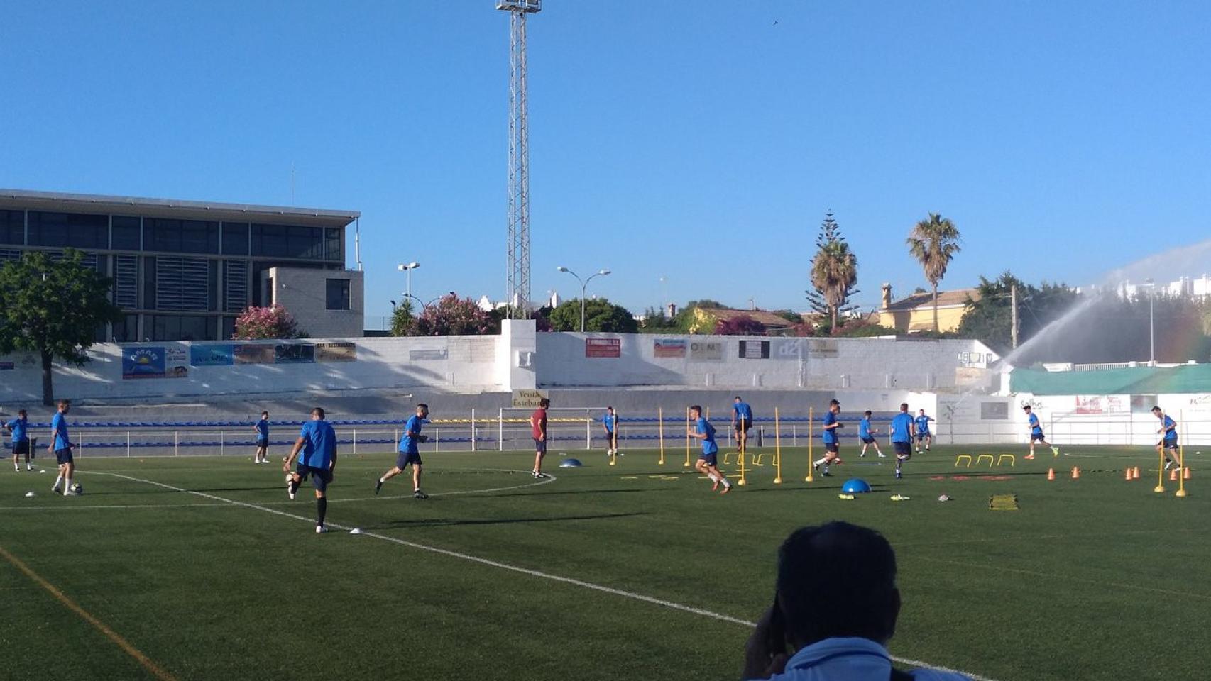 Detenidos dos jugadores del Conil CF por una red de amaños de partidos