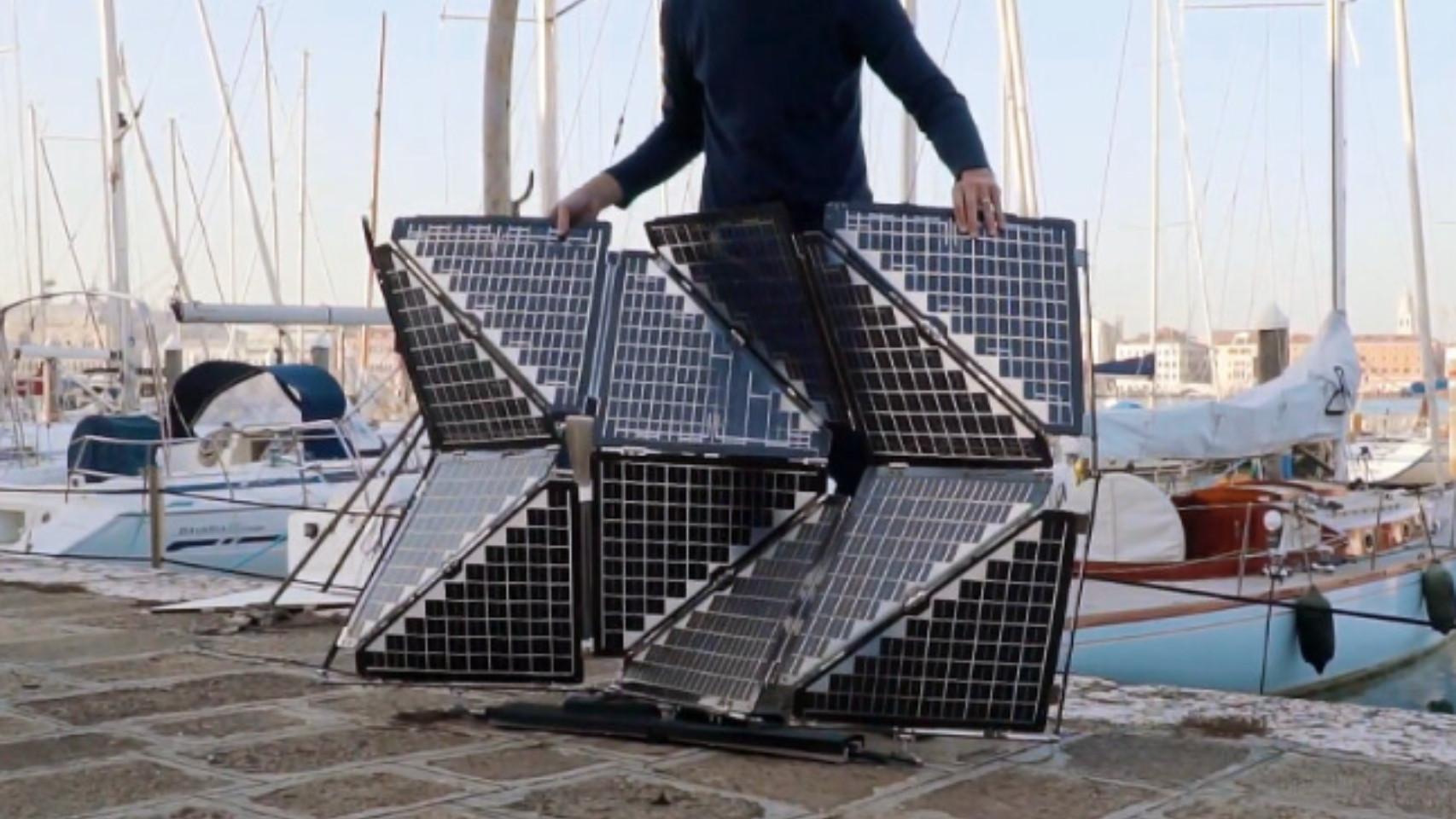 Las ingeniosas placas solares plegables: se colocan en segundos