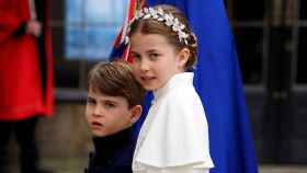 Charlotte y Louis, en la coronación de Carlos III.