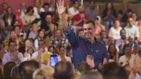 El presidente del Gobierno, Pedro Sánchez, en el arranque de campaña en Sevilla.