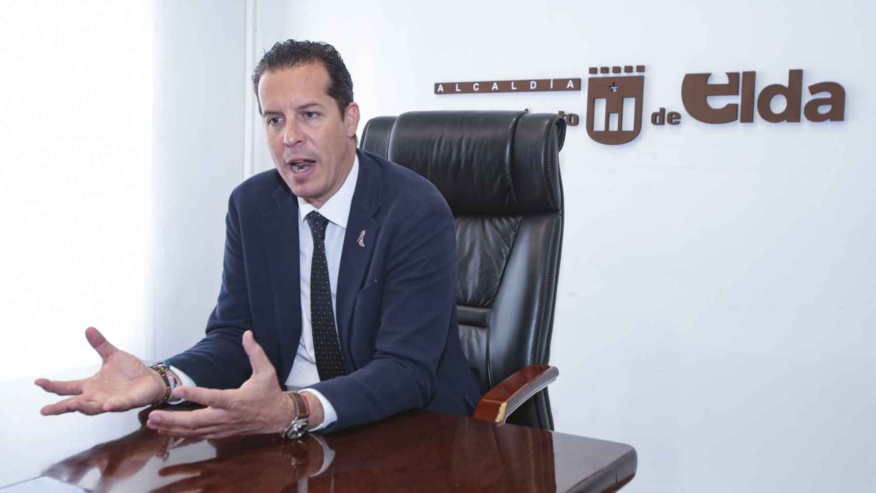Rubén Alfaro, además de alcalde de Elda es presidente de la FVMP.