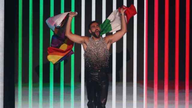 Marco Mengoni en la 'Flag Parade' en Eurovisión 2023.
