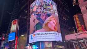 La valla publicitaria de Times Square con la obra de Rosana Largo