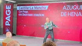 El baile con el que un hombre de 83 años se ha convertido en protagonista de un mitin de Page