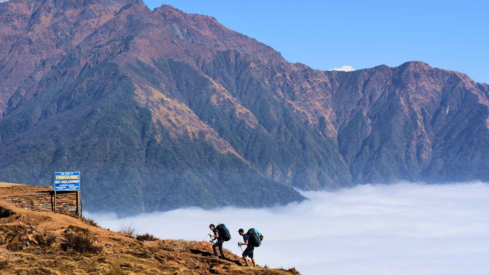 Los aficionados al trekking tiene en Nepal un destino óptimo para su práctica.