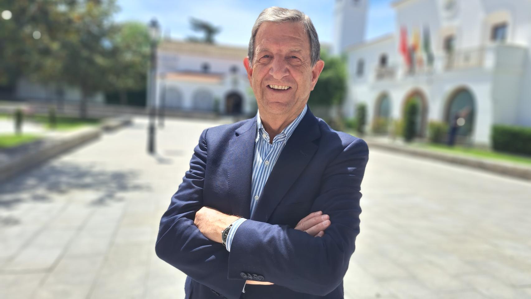 El candidato del PP a la reelección lleva en bastón de mando del