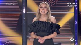 La anécdota de Ana Obregón con Miguel Bosé eclipsa a los nuevos desenmascarados de 'Mask Singer': Era muy niña
