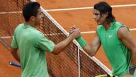 Nicolás Almagro y Rafa Nadal, en Roland Garros en 2008