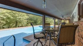 Adosados con piscina desde 40.000 euros en Castilla-La Mancha: hay más de 350 chollos