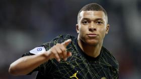 Kylian Mbappé celebra un gol con el PSG