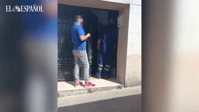 El vídeo recibido por la Fiscalía de Cáceres para denunciar el robo de votos por correo.