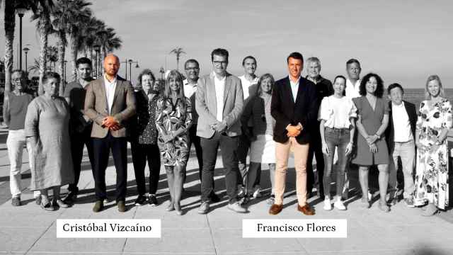 Foto de grupo de la candidatura del PSOE al Ayuntamiento de Mojácar (Almería).