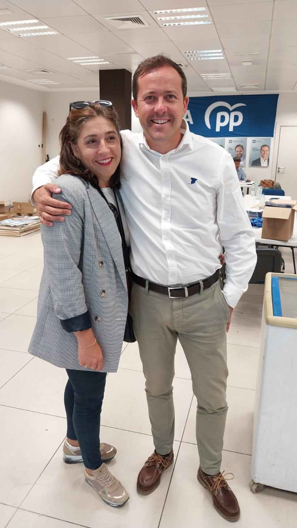 Helena Muñoz en una imagen reciente con Carlos Velázquez