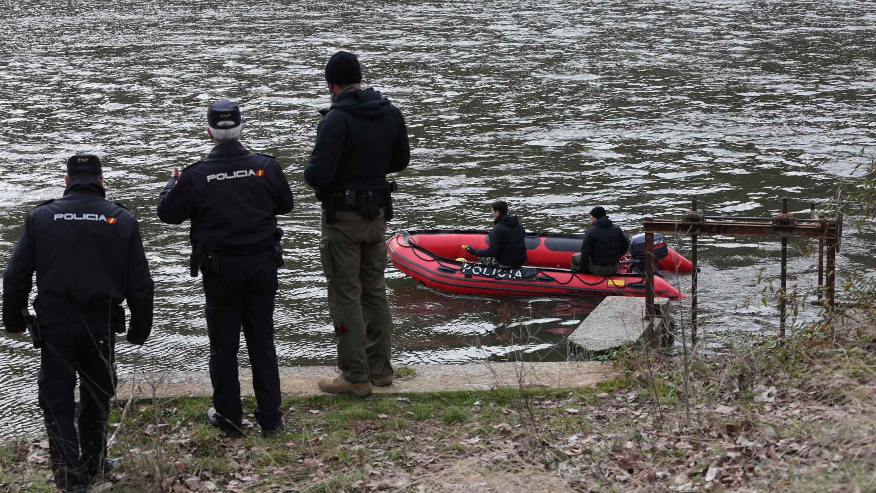 Imagen de archivo de un rescate en el río Duero a su paso por Soria