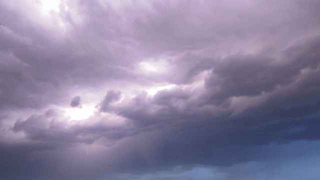 La lluvia y las tormentas pondrán este lunes en riesgo a tres provincias de Castilla-La Mancha