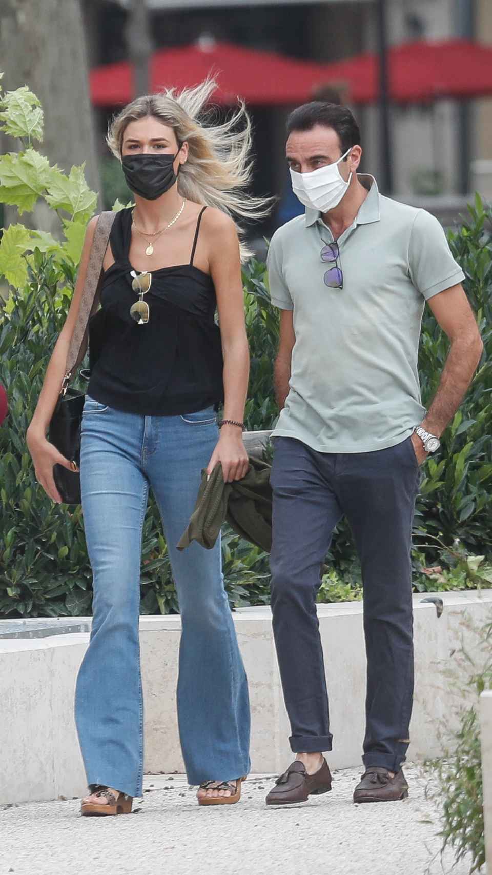 Ana Soria y Enrique Ponce en una fotografía tomada en Nimes, Francia, en septiembre de 2020.