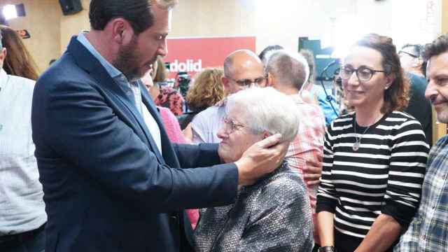 El candidato socialista a la alcaldía de Valladolid, Óscar Puente, tras el resultado electoral