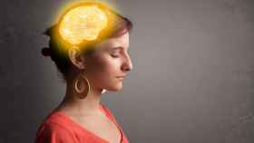El cerebro de una mujer. Foto: iStock.