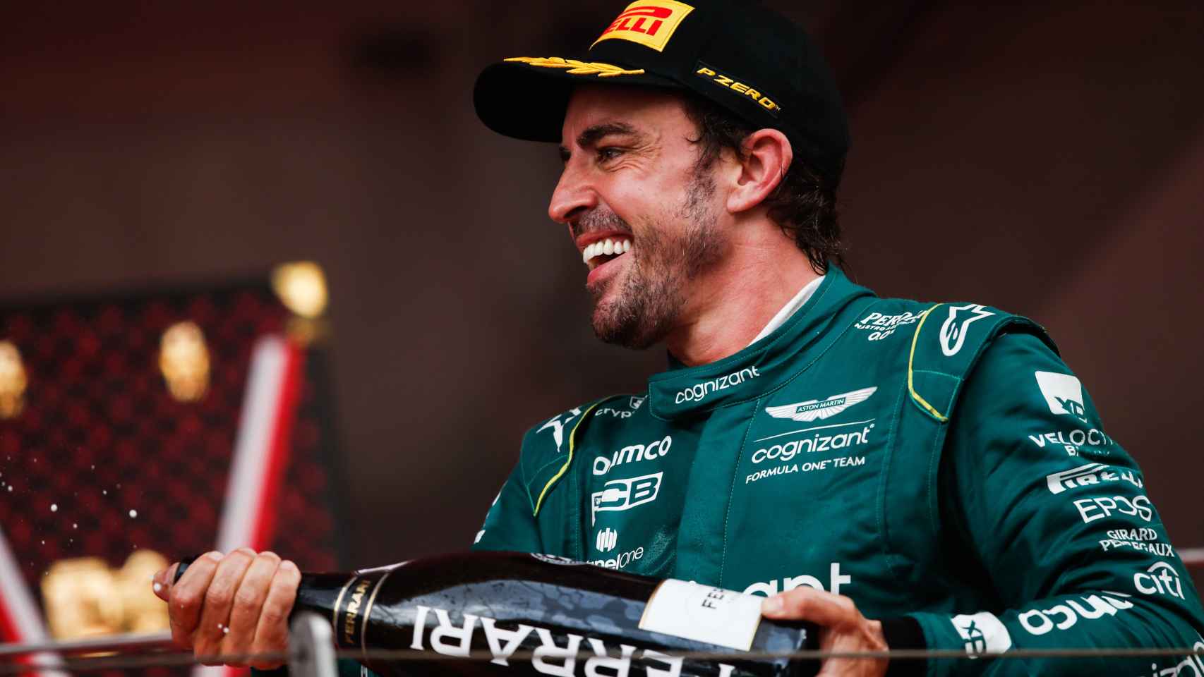 Fernando Alonso, celebrando su segundo puesto en el Gran Premio de Mónaco