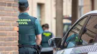 Cae en Murcia una banda que abordaba a vehículos con armas de fuego en Alicante mientras circulaban