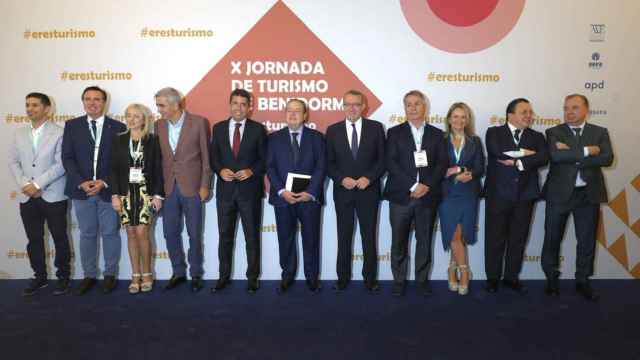 Carlos Mazón asiste a la inauguración de la X Jornada de Turismo de Benidorm.