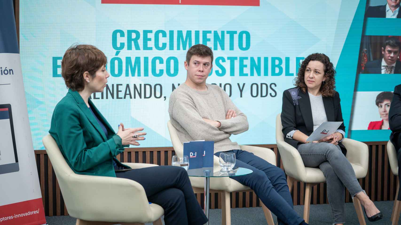 Vanesa Rodríguez (Pacto Mundial de la ONU), Alberto García Peñas (UC3M) y Noelia Hernández (D+I - EL ESPAÑOL), en la mesa redonda sobre innovación y ODS.