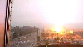 El momento del impacto del rayo en Villena.