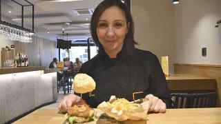 La mejor minihamburguesa de Valladolid se hace con mimo y cariño: “Apostamos por el riesgo y acertamos“