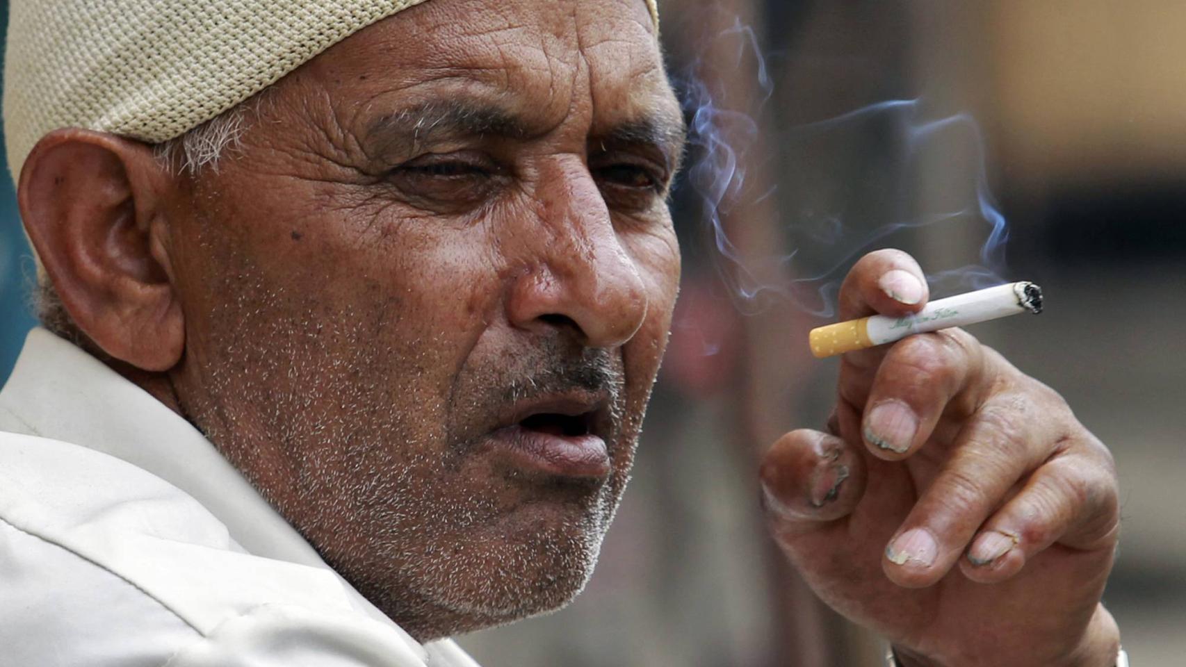 Cada año mueren 63.000 personas por causas asociadas al tabaco.