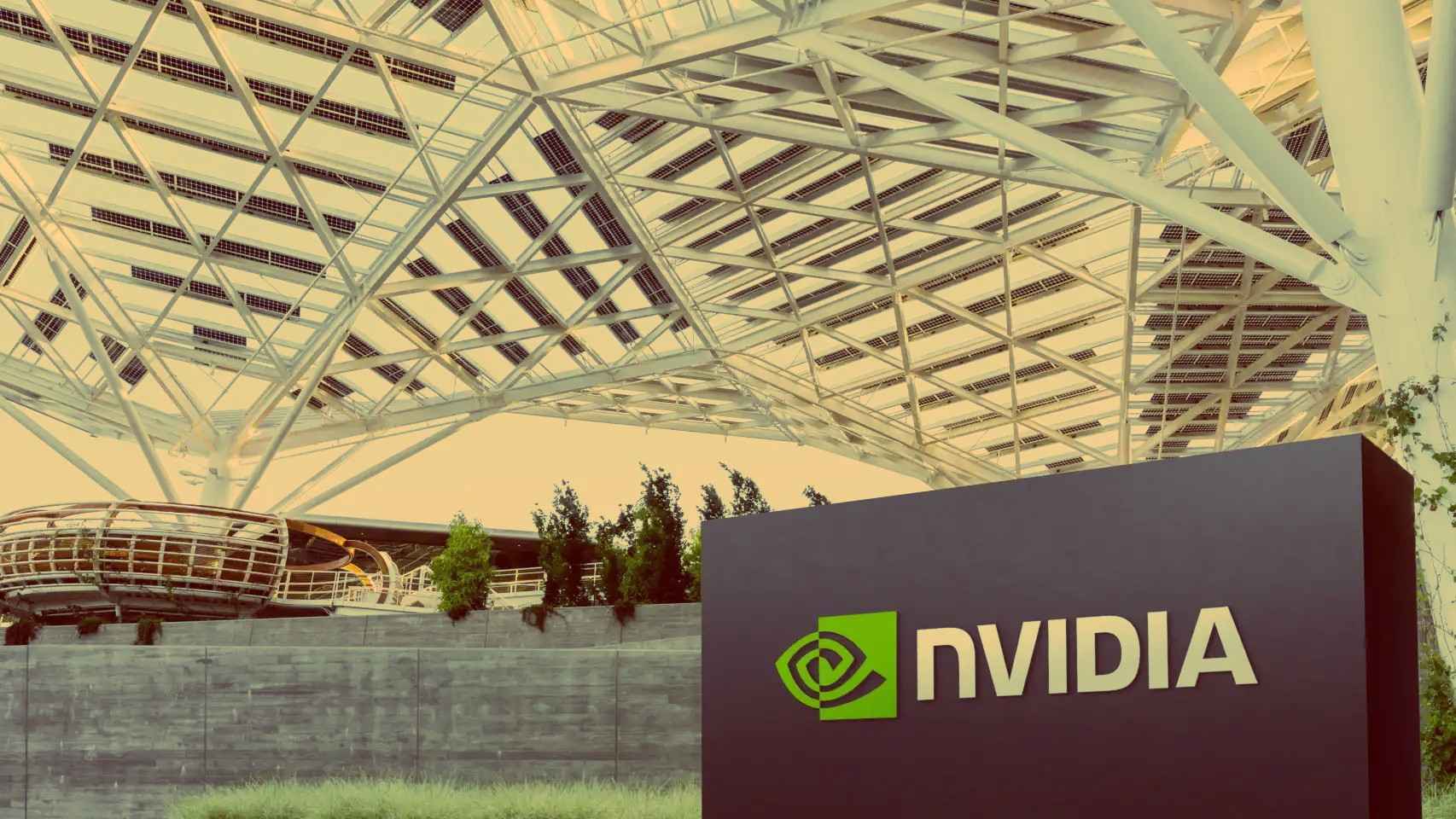 Logo de Nvidia en la sede de la compañía en Santa Clara, California (EEUU).