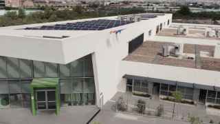 Los colegios ELIS de Murcia y Alicante ya evitan 37 toneladas de emisión de C02 con su transición a la energía solar