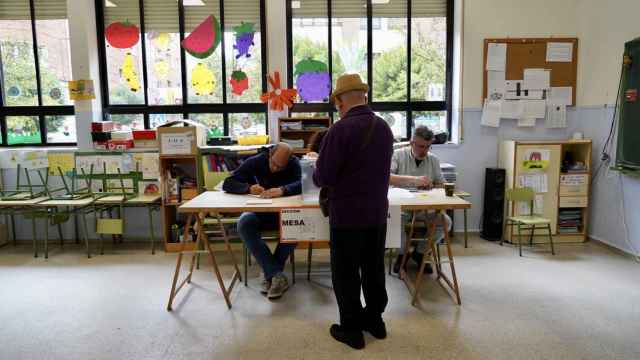 Un colegio electoral en las elecciones municipales del 28 de mayo en Castilla y León.