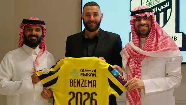 El Al Ittihad hace oficial el fichaje de Karim Benzema: el francés firma hasta 2026