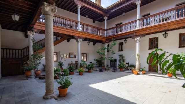 Imagen del patio del Palacio de Medinilla (Toledo)