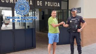 Perseguidos por los testigos del robo hasta retenerlos, así han actuado los alicantinos contra cuatro ladrones