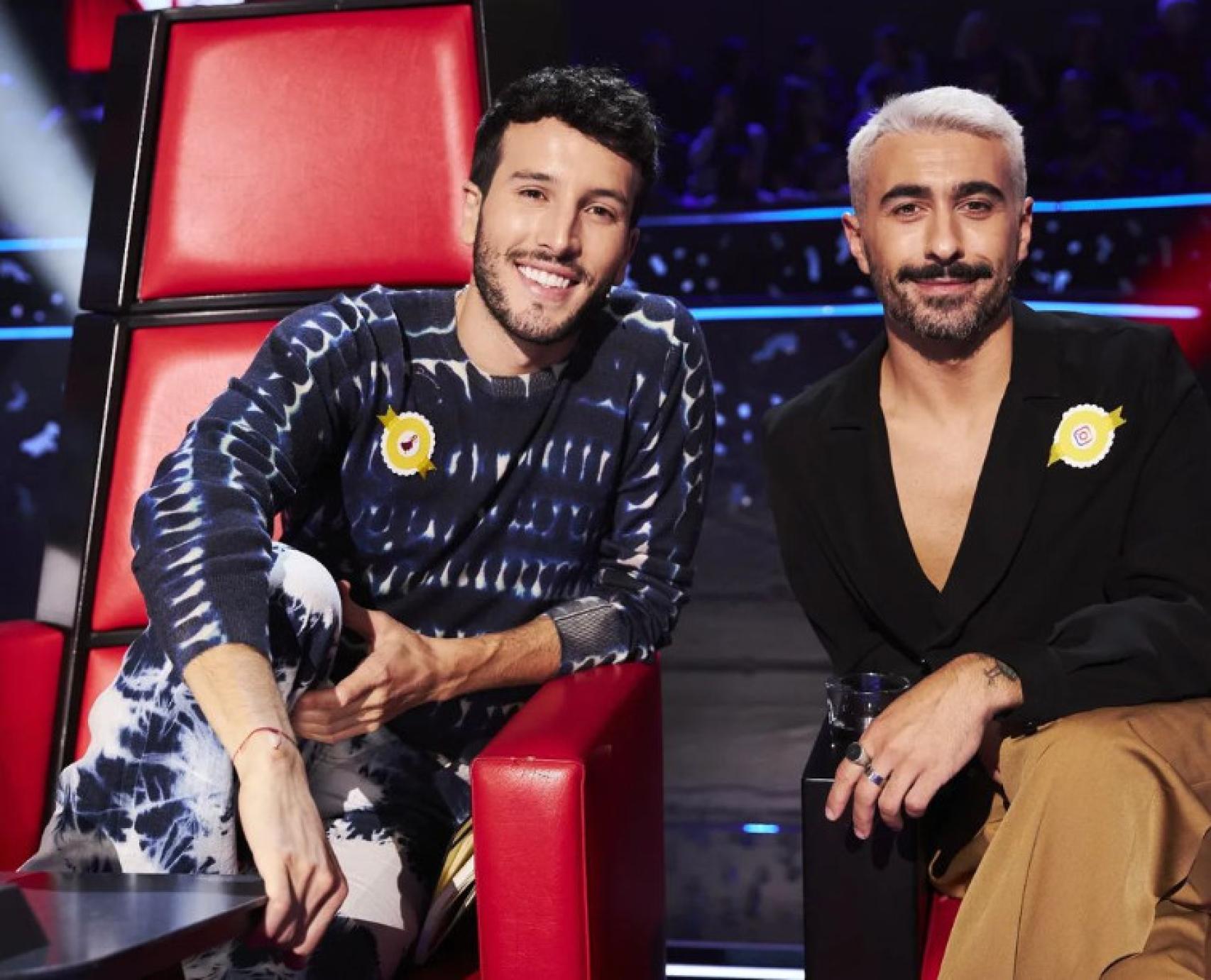 Rayden con Sebastián Yatra en La Voz Kids