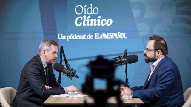 El Ministro de Sanidad, José Manuel Miñones, en la entrevista del pódcast de Oído Clínico. Video y edición: Javier Carbajal Sonido: Jose Verdugo