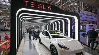 Las cifras de la fábrica de Tesla por la que pelea Valencia: 12.000 empleos y 500.000 coches al año