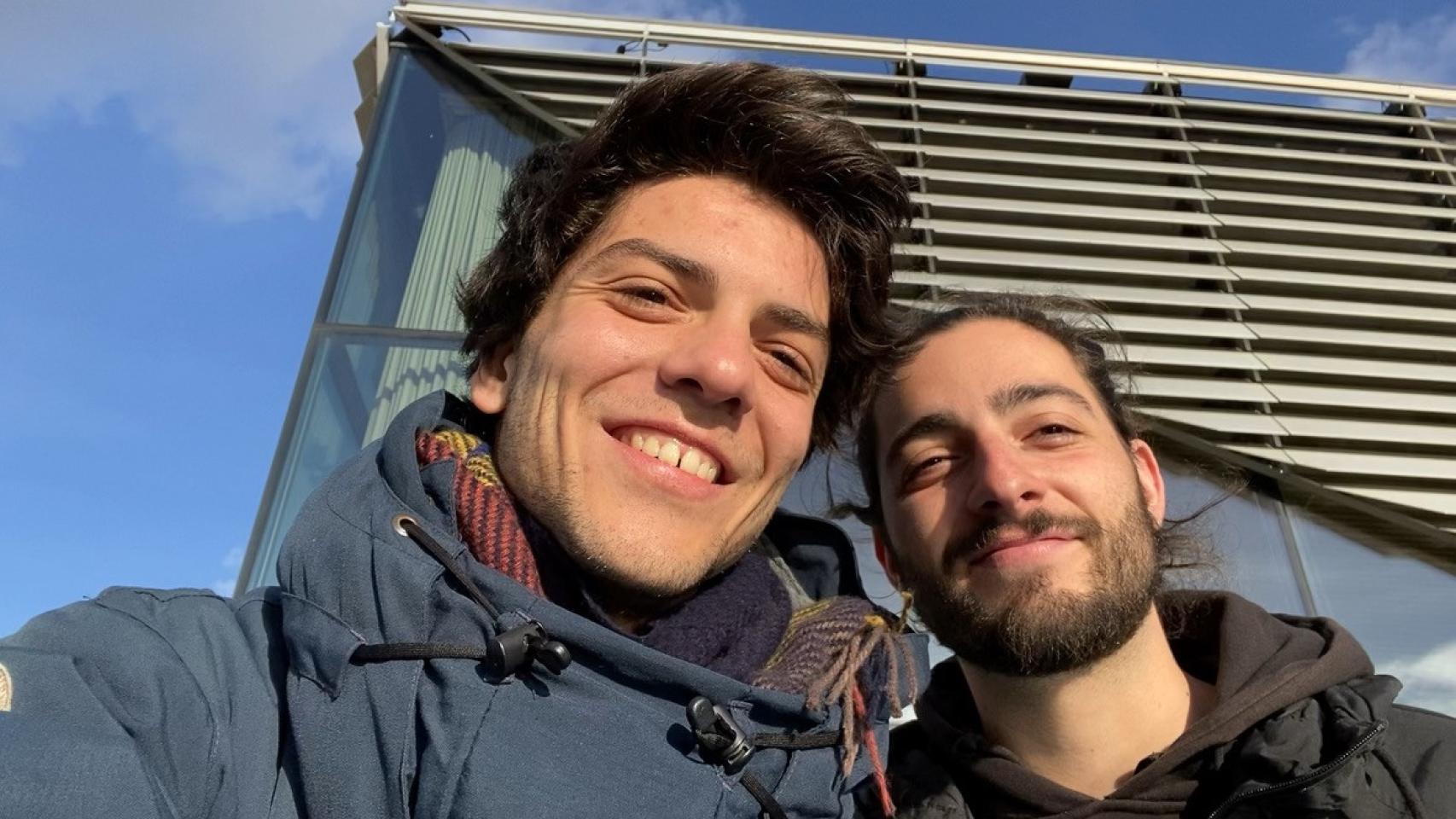 Tommaso Farina y Adrián Lafuente en un viaje