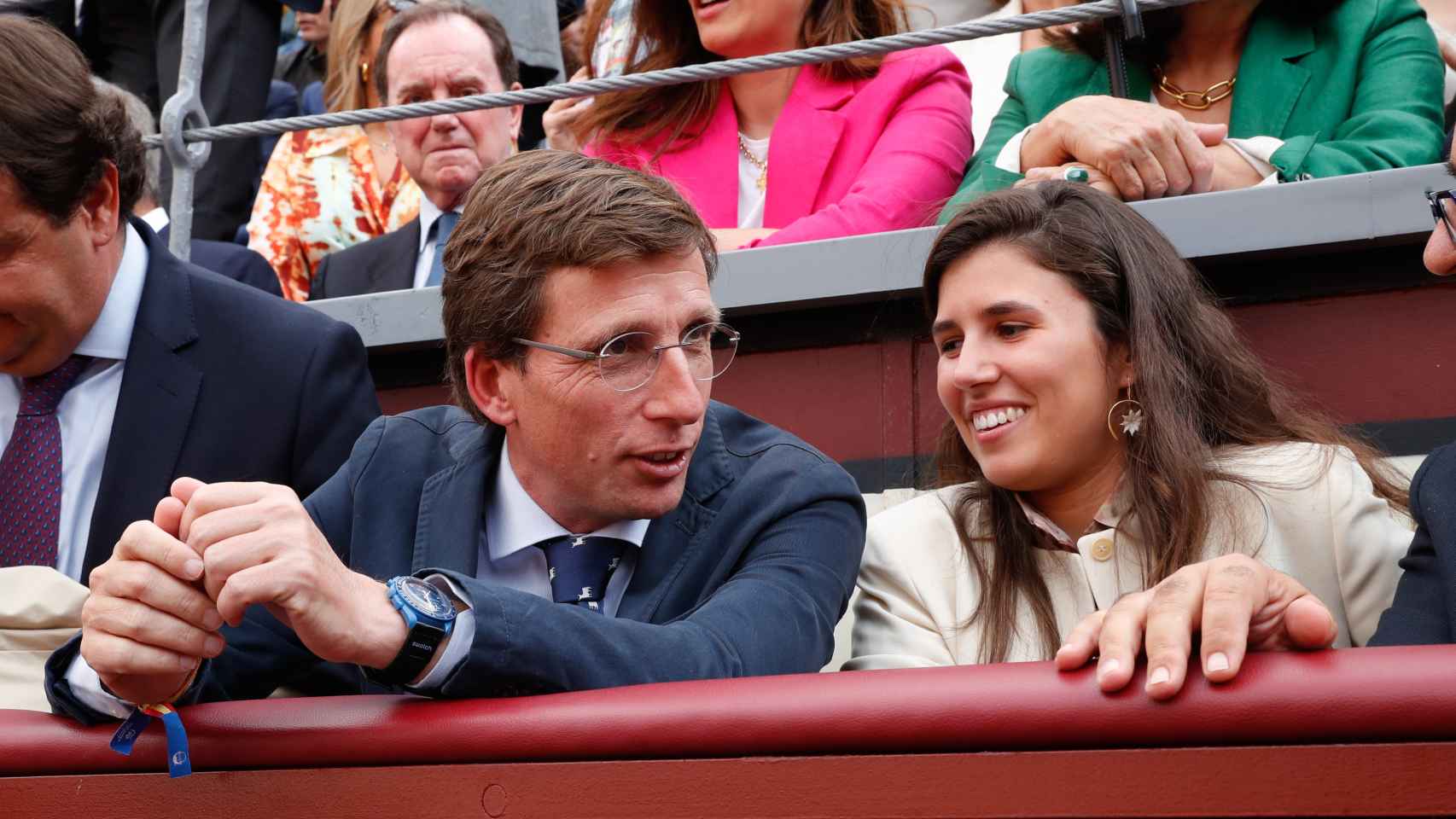 José Luis Martínez-Almeida y Teresa Urquijo oficializaron su relación en Las Ventas.