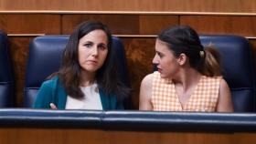 Ione Belarra e Irene Montero en el Congreso.