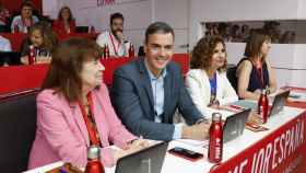 Pedro Sánchez, con María Jesús Montero y Cristina Narbona, este sábado en el Comité Federal del PSOE.
