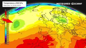 La masa de bajas presiones que empuja el aire cálido sobre España tras el paso de la DANA. Meteored.
