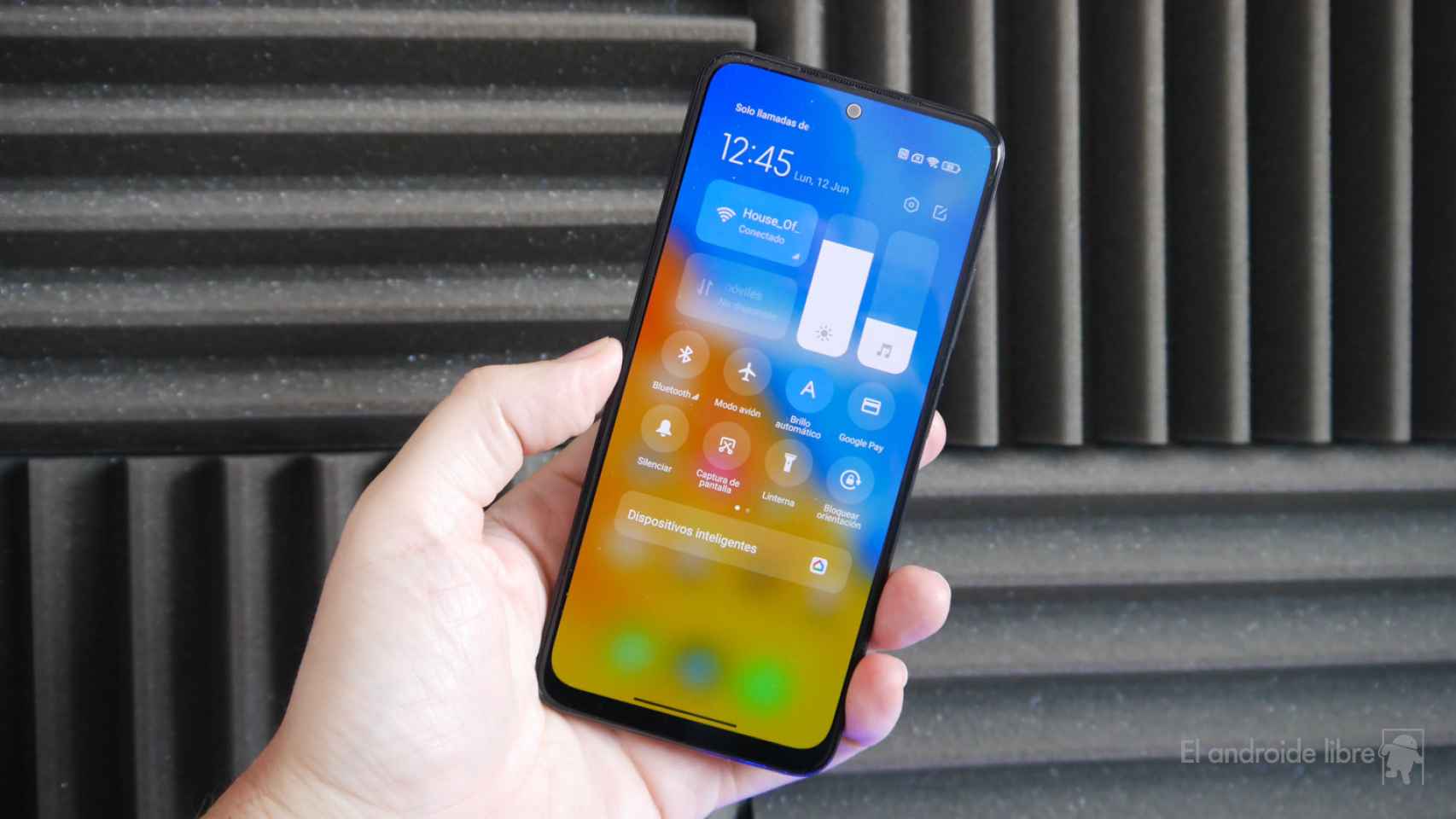 Xiaomi Redmi Note 12 5G análisis: Gama media barata con 120 Hz y brillo de  cuatro dígitos -  Analisis