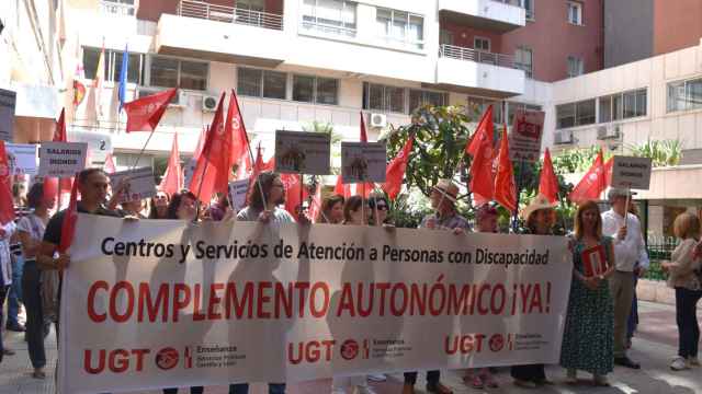 Concentración de los trabajadores de atención a la discapacidad en Valladolid