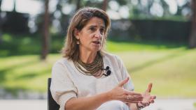 La vicepresidenta del Gobierno Teresa Ribera,  este viernes en Madrid, durante la entrevista con EL ESPAÑOL.